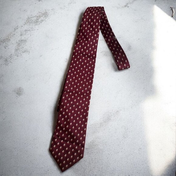 BURBERRY Mens 100% Silk Burgundy Patterned Tie - Picture 1 of 8